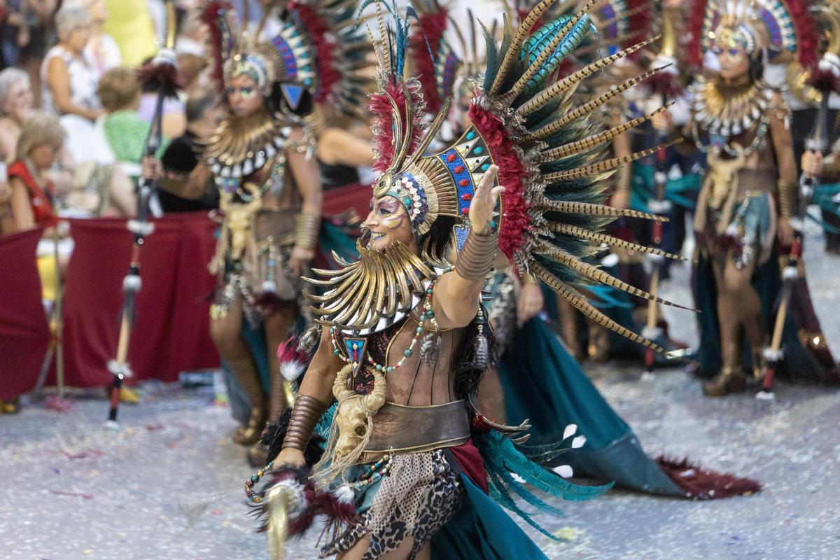 Imagen de una escuadra especial en las fiestas de Villena